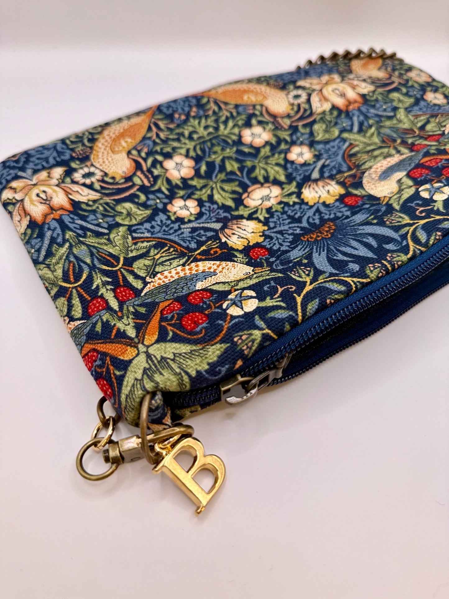 La Poshetta tessuto made in Japan - collezione “Best of Morris” di Barbara Brackman