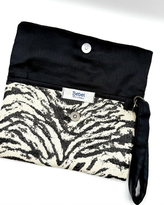 Clutch jacquard bianca e nera