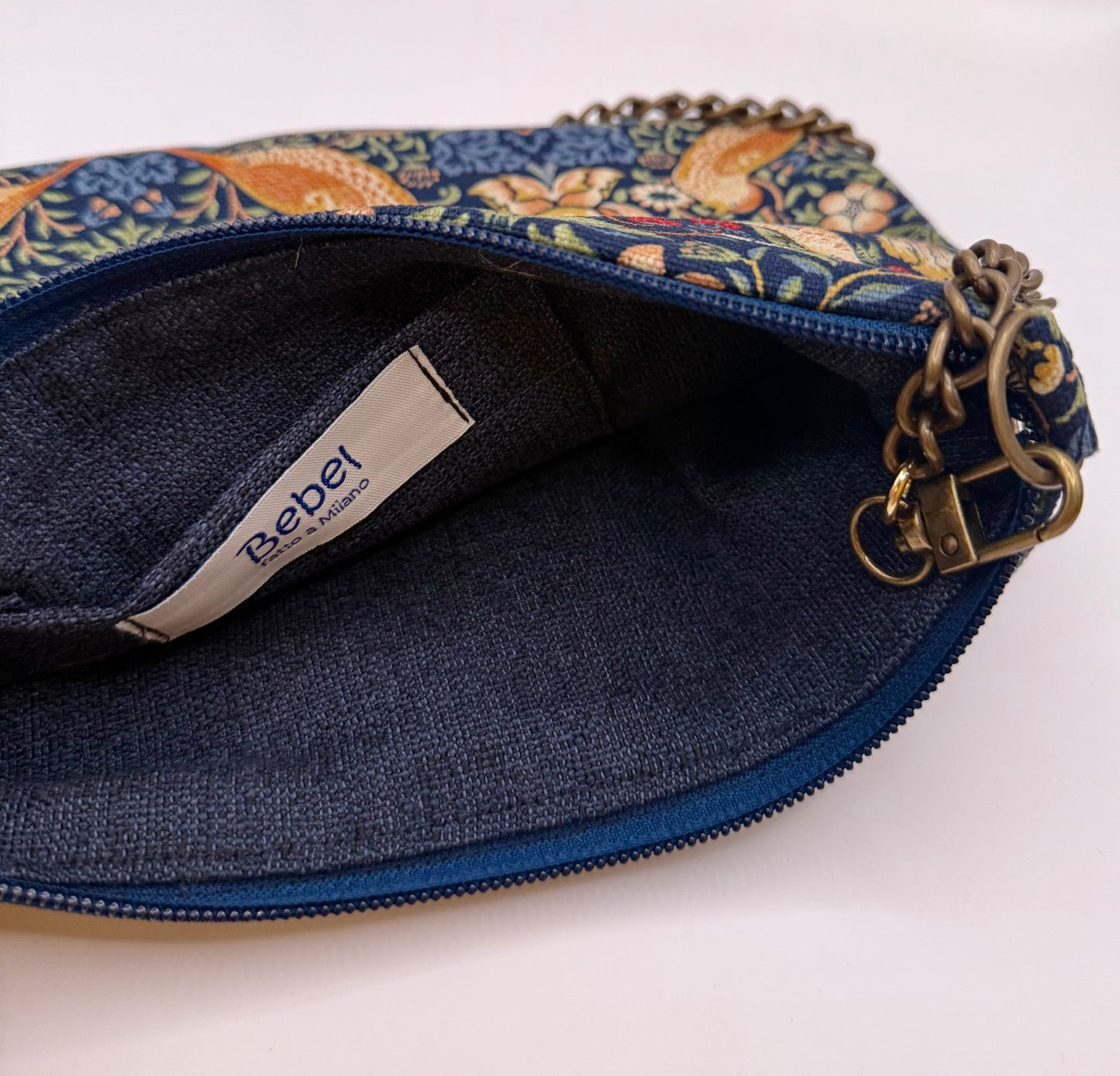La Poshetta tessuto made in Japan - collezione “Best of Morris” di Barbara Brackman