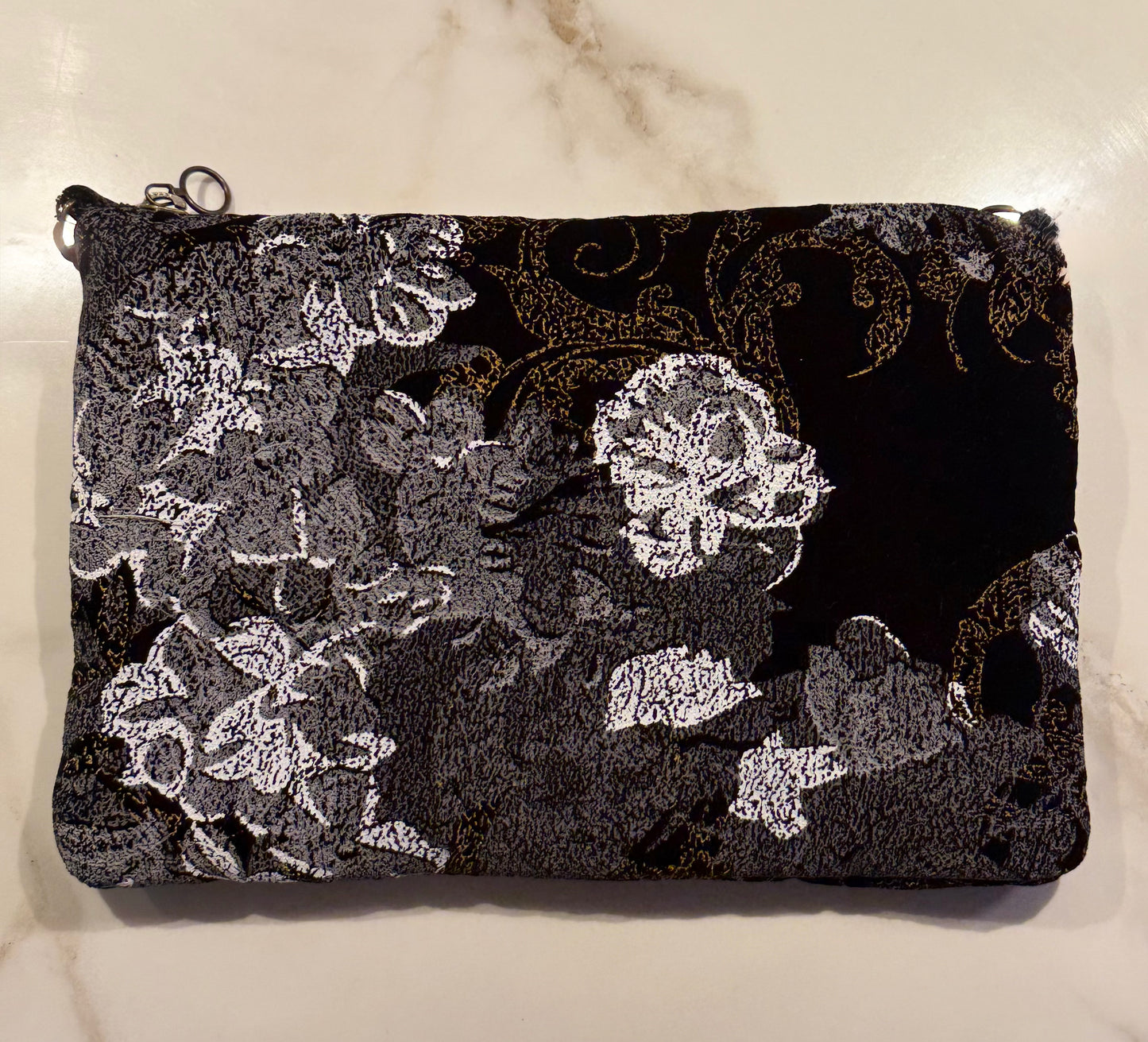 La Poshetta nera in velluto Jacquard a fiori