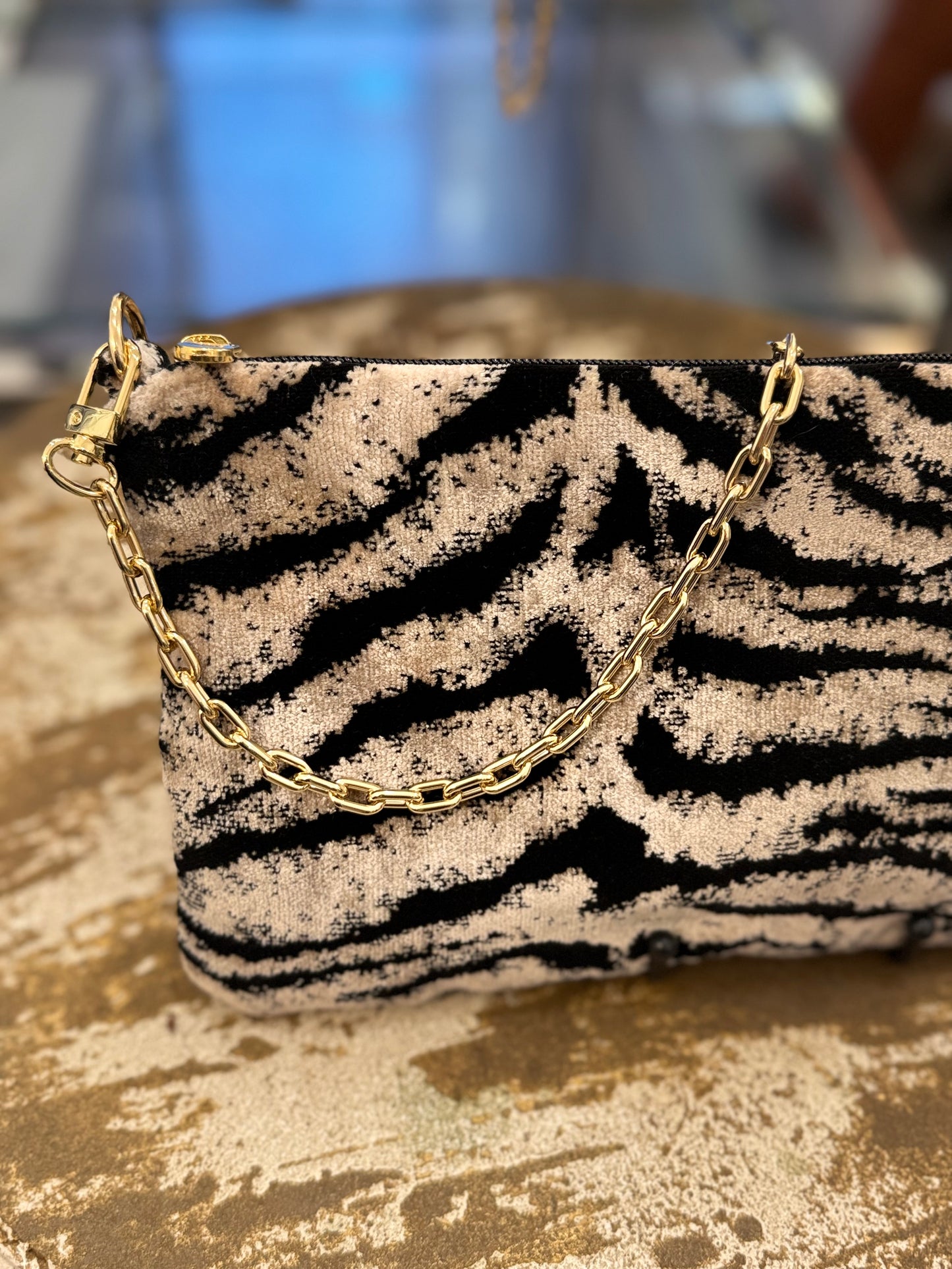 La Poshetta in velluto Jacquard animalier - Retro in velluto nero