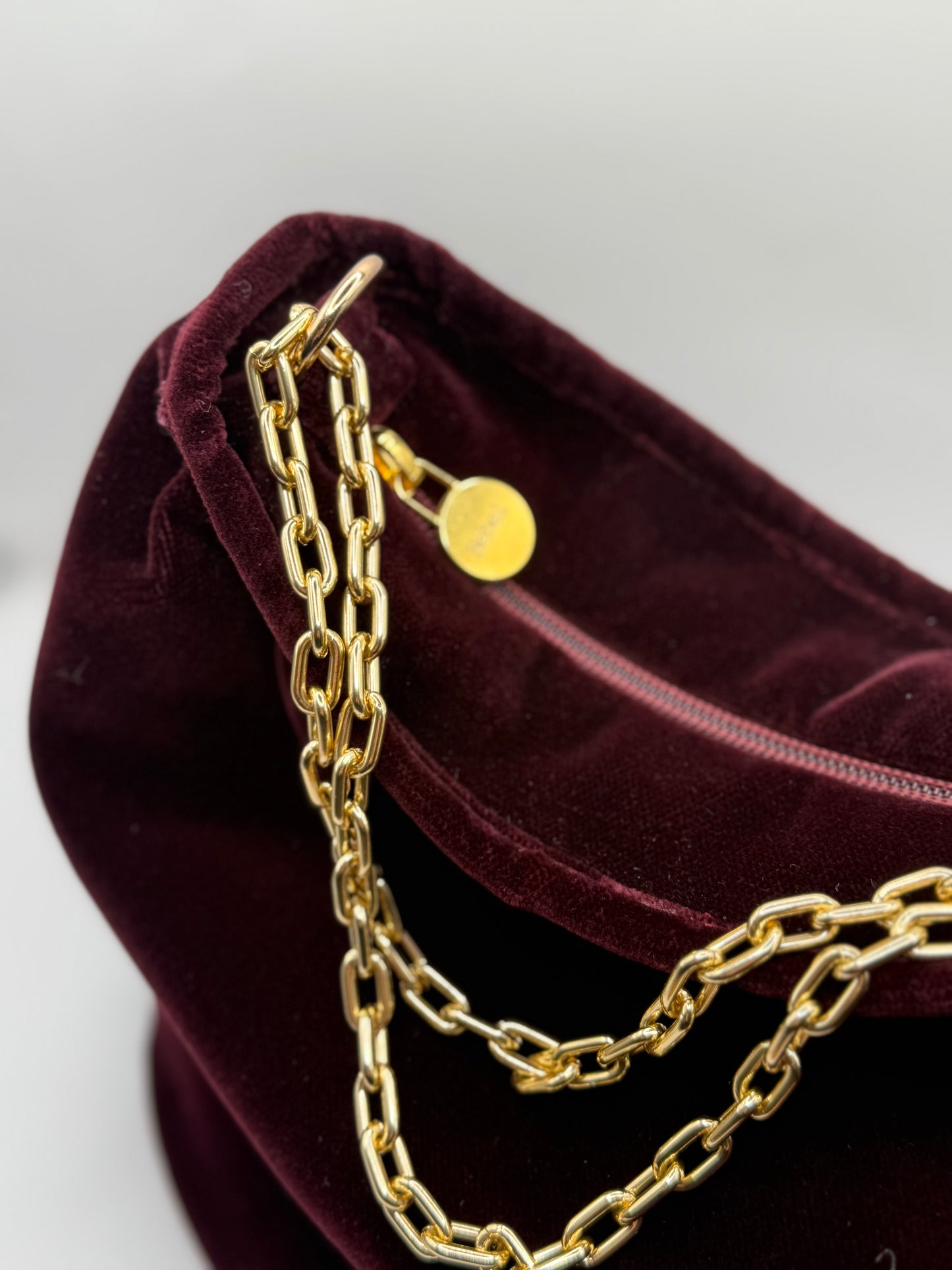 Bignè velluto porpora