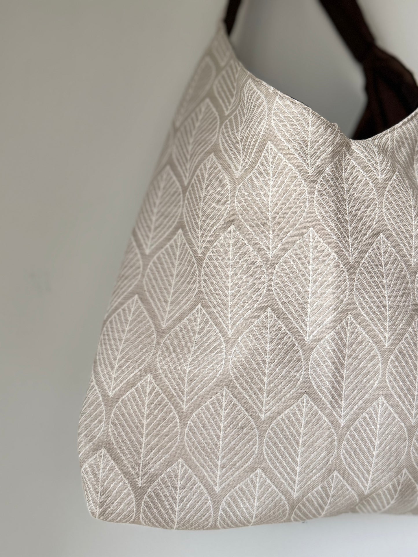 Angie Bag a foglie beige - Interno Shantung cioccolato