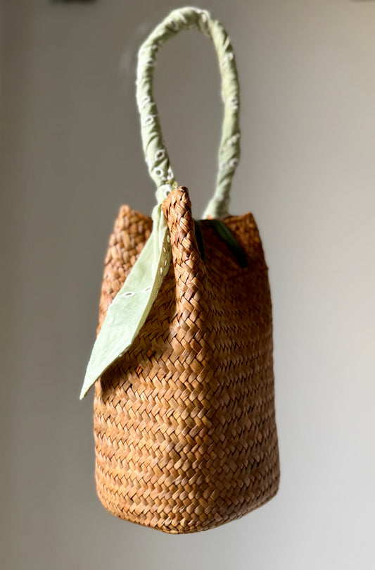 Sandy Bag - Sangallo verde acqua - Personalizzabile con le iniziali